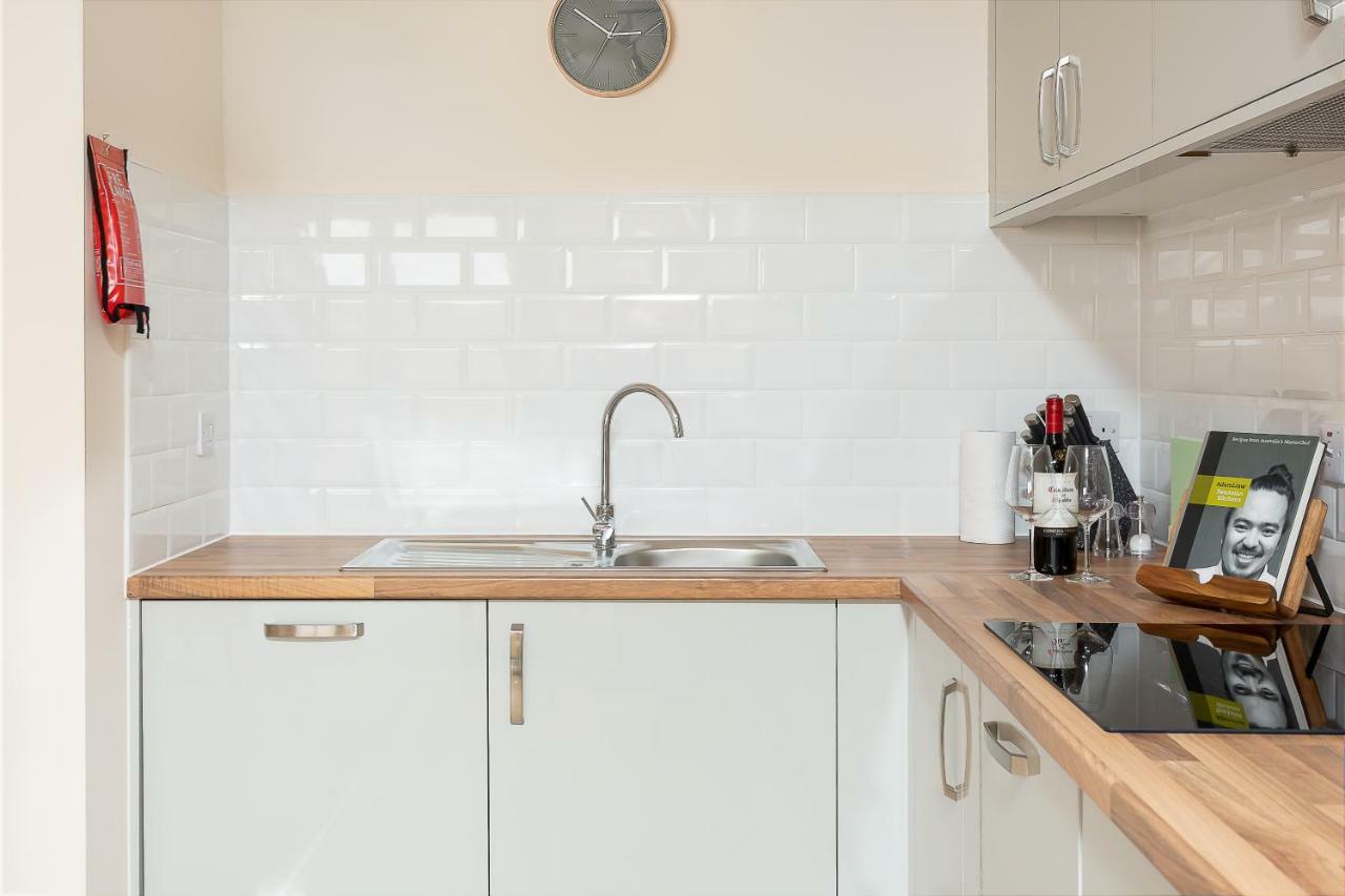 Apartment Stylish Modern Centre Gloucester