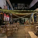 The New Inn By Roomsbooked