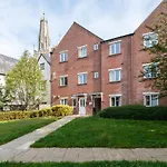 For Students Only Private Bedrooms With Shared Kitchen At Upper Quay House In The Heart Of Gloucester