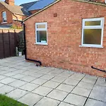 Tudor Delightful House Central Gloucester By Staystaycations