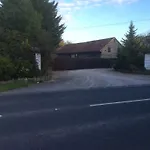 Dark Barn Lodge