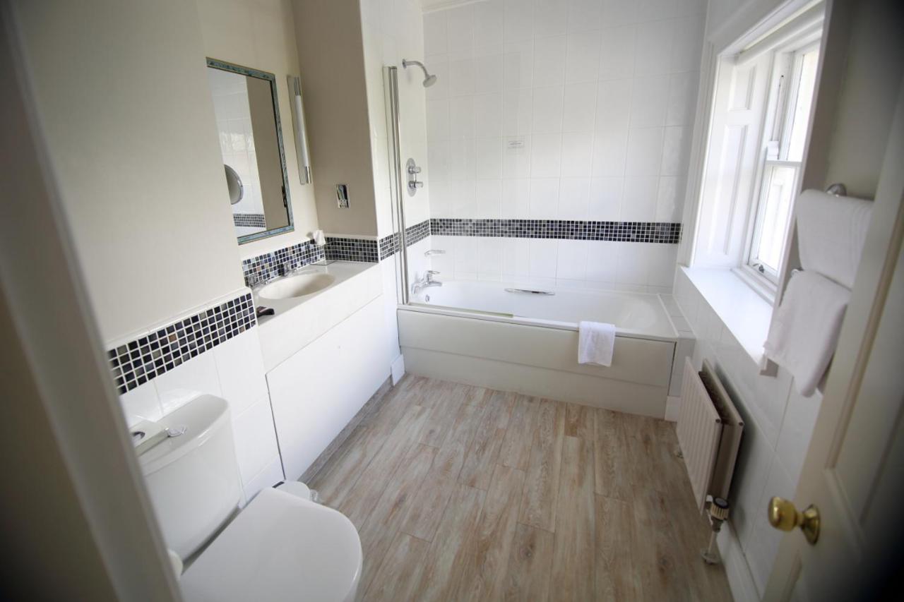 Mercure Bowden Hall Hotel