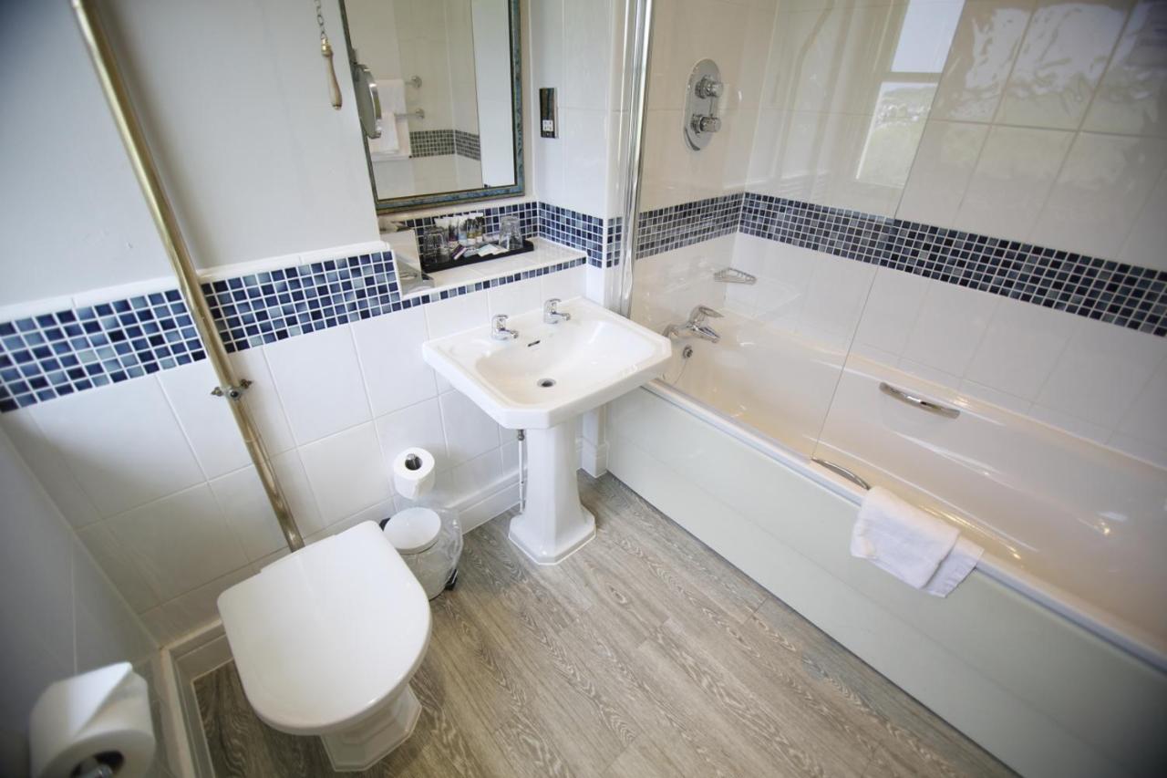 Mercure Bowden Hall Hotel Gloucester