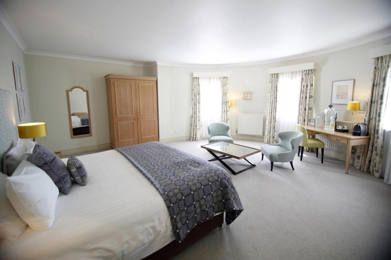 Mercure Bowden Hall 4*