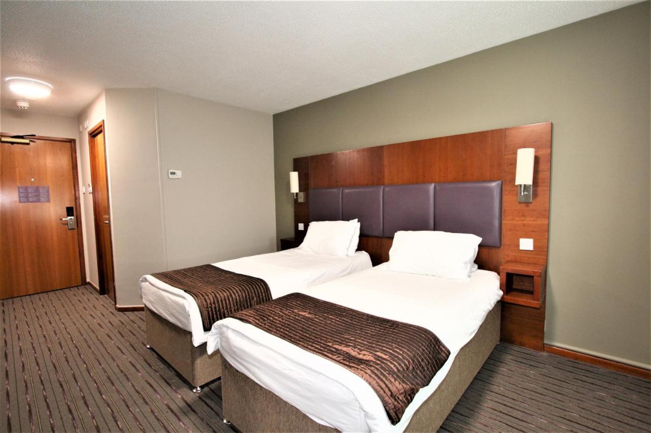 Hotel The Oakwood By Roomsbooked Gloucester