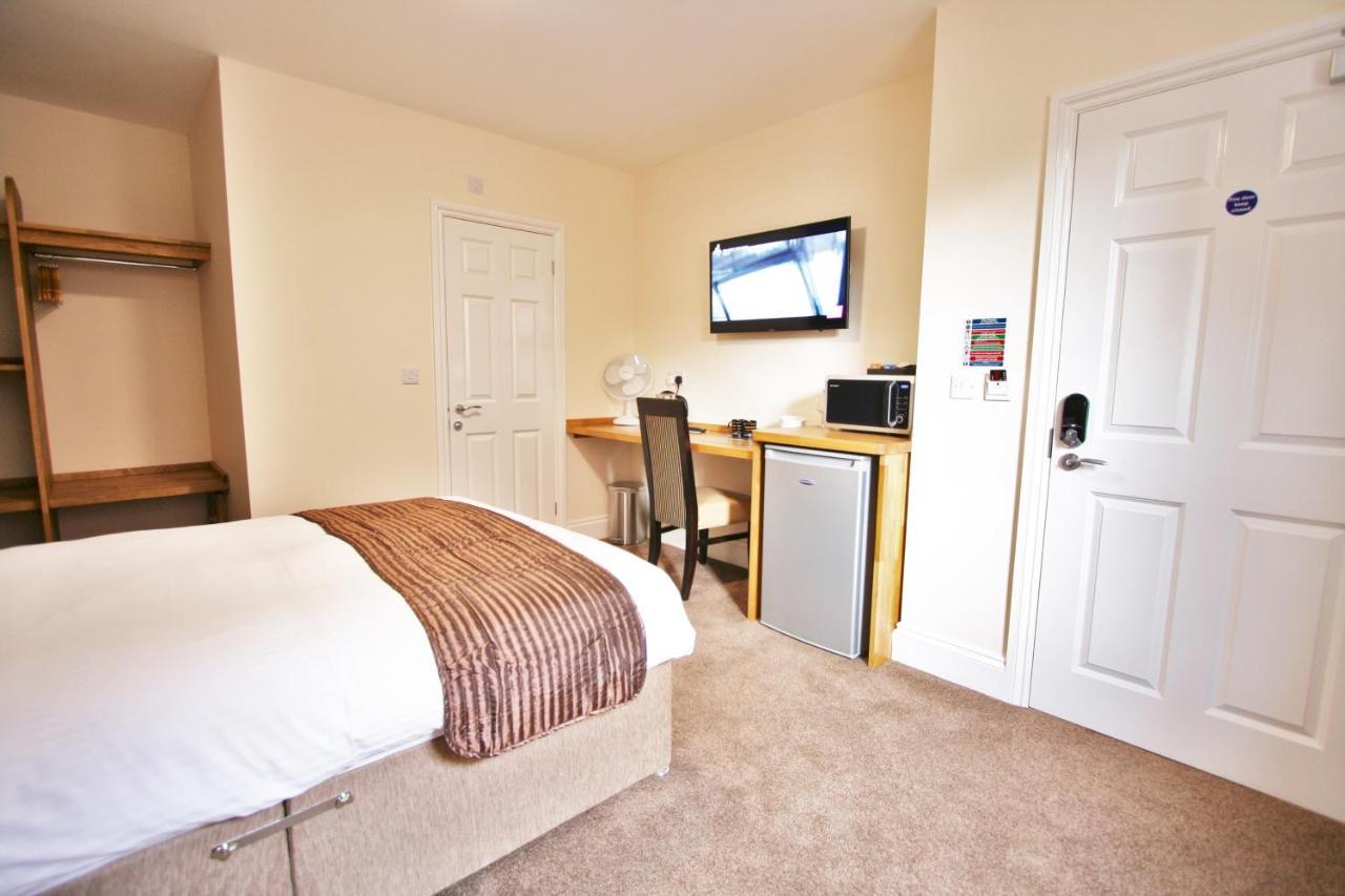 New County & Serviced By Roomsbooked Hotel Gloucester