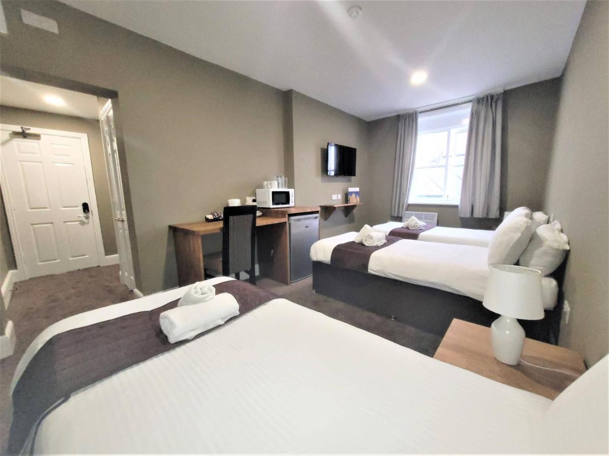 Hotel New County & Serviced By Roomsbooked 3*