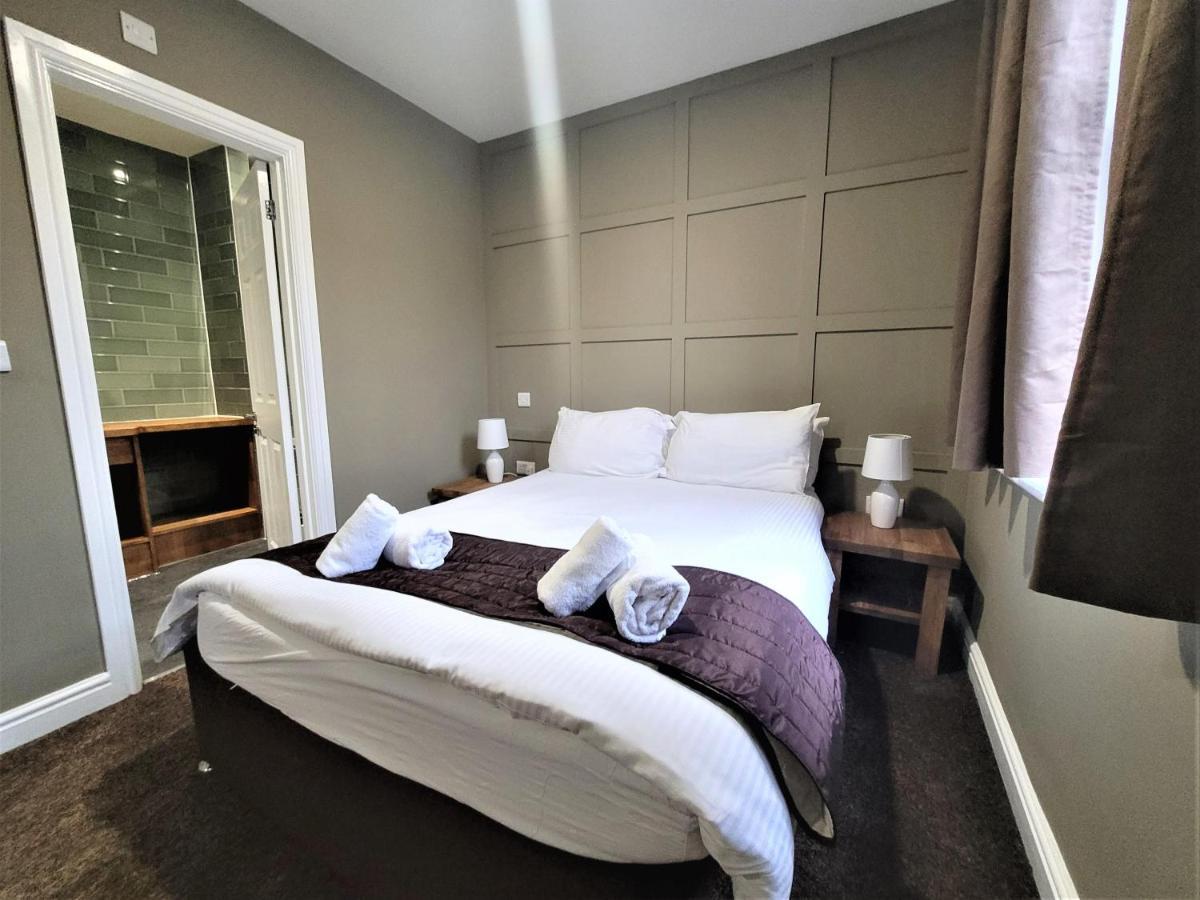 New County & Serviced By Roomsbooked Gloucester