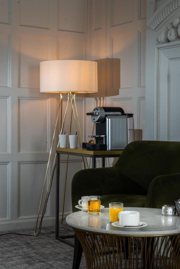 Hatherley Manor & *