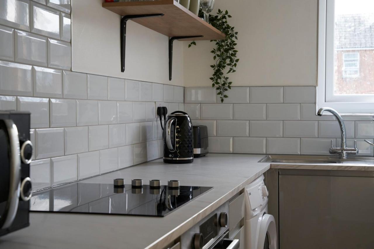 Apartment K Suites - Wellington Street 2 Gloucester