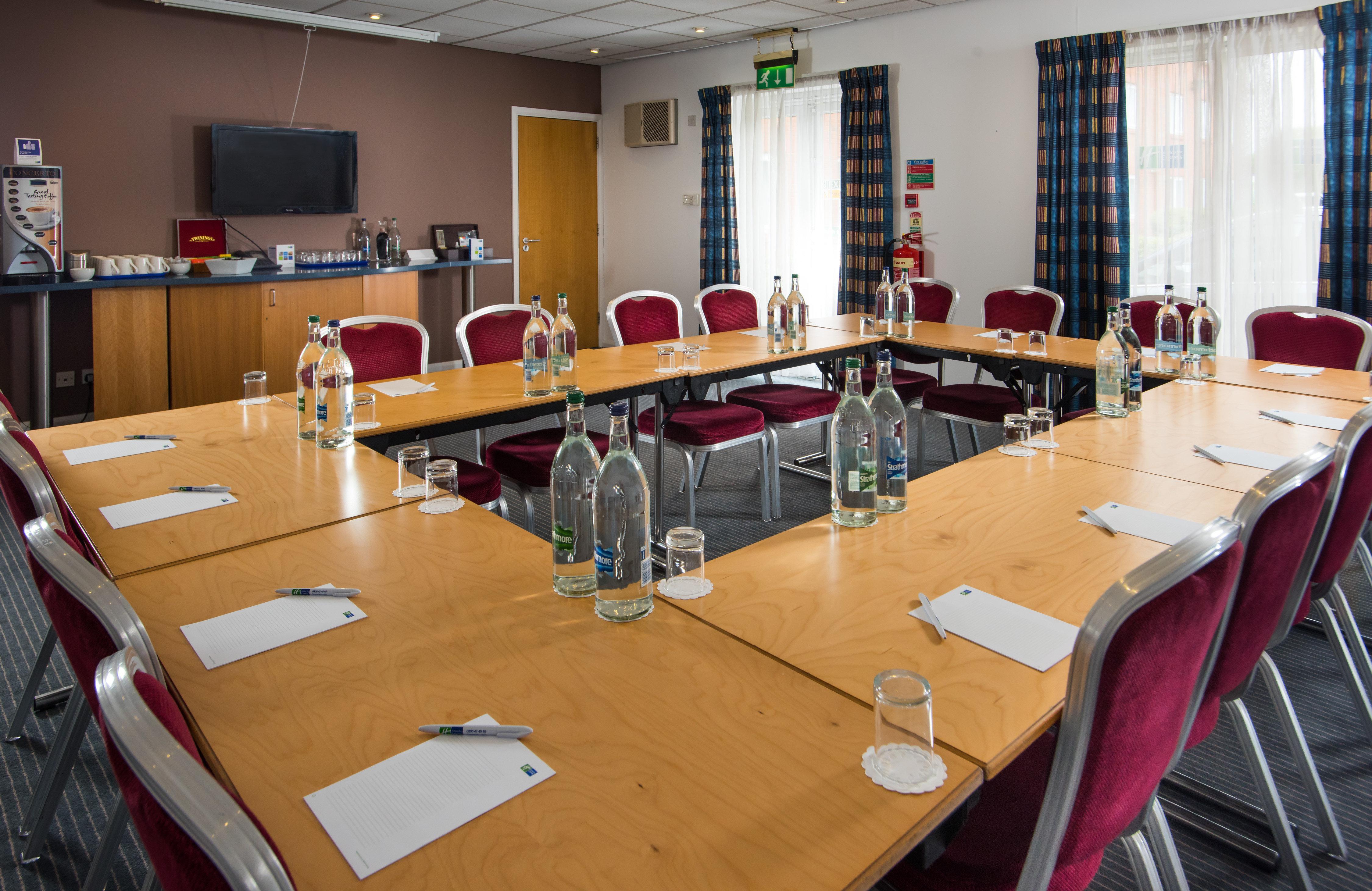 Express - South By Ihg Gloucester