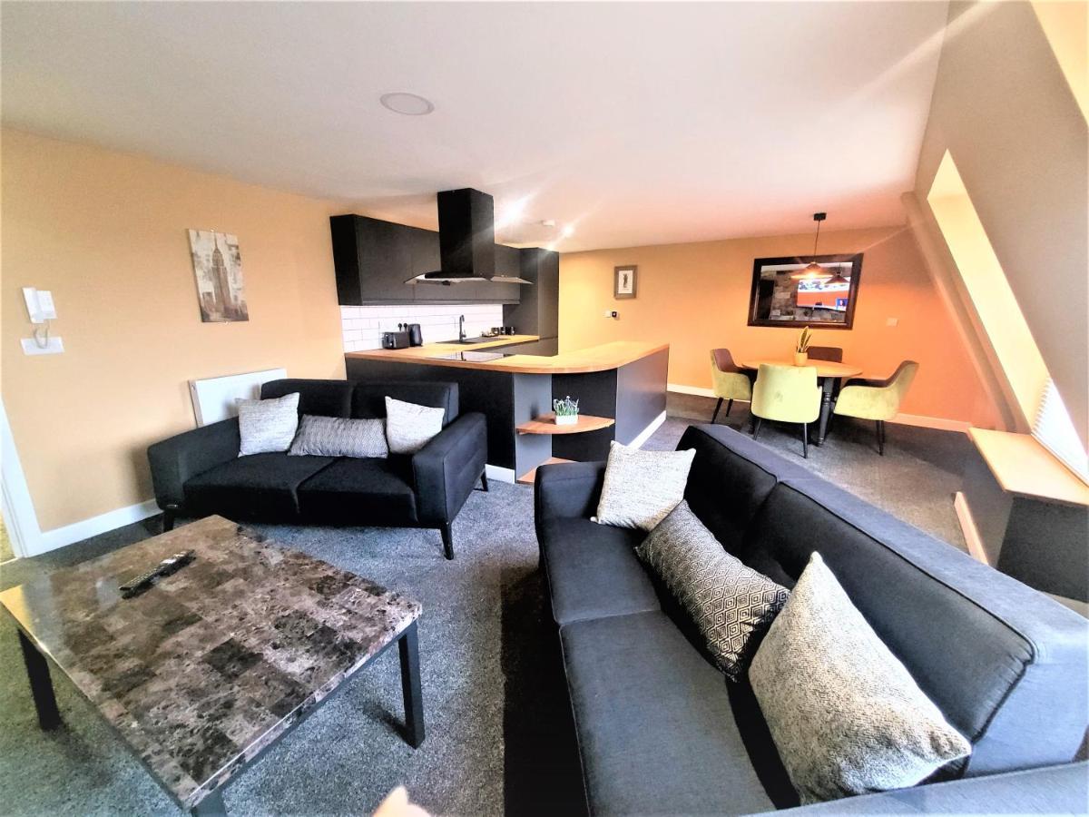 New County & Serviced By Roomsbooked 3*