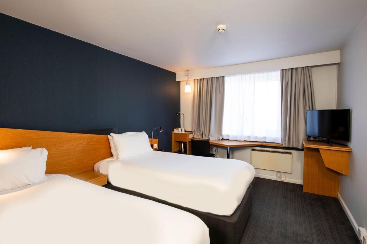 Express - South By Ihg Gloucester