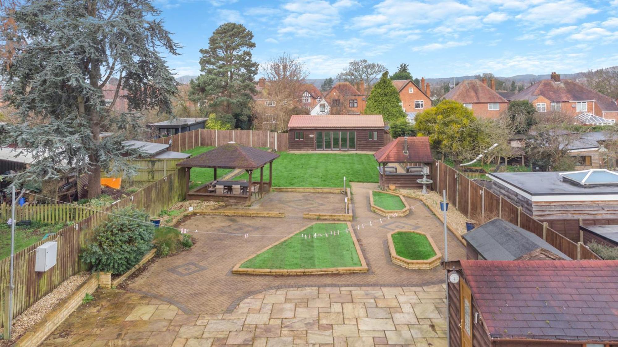 Robinswood House - A Beautiful Family Near The Cotswold Holiday home *