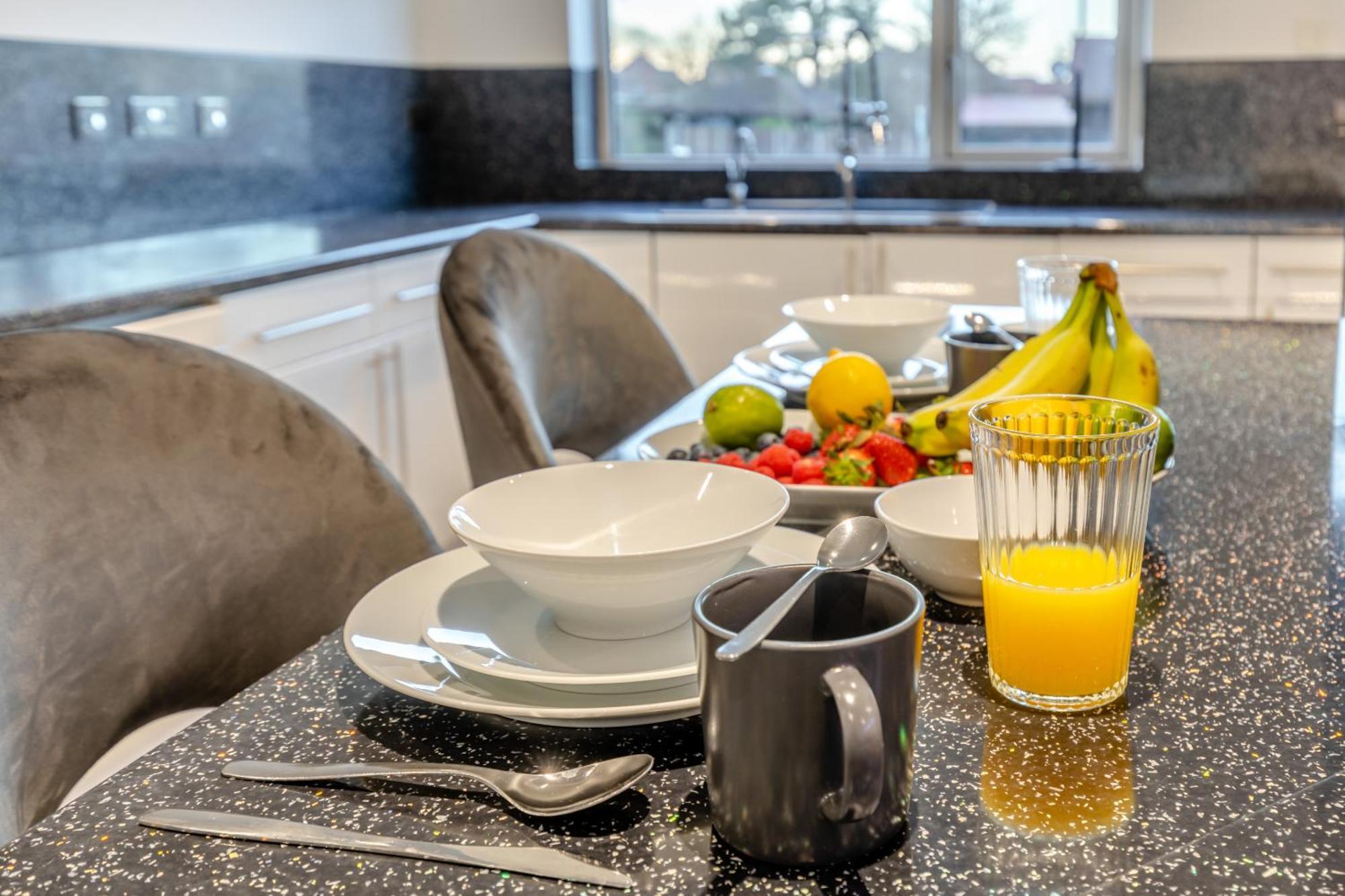 Holiday home Robinswood House - A Beautiful Family Near The Cotswold Gloucester