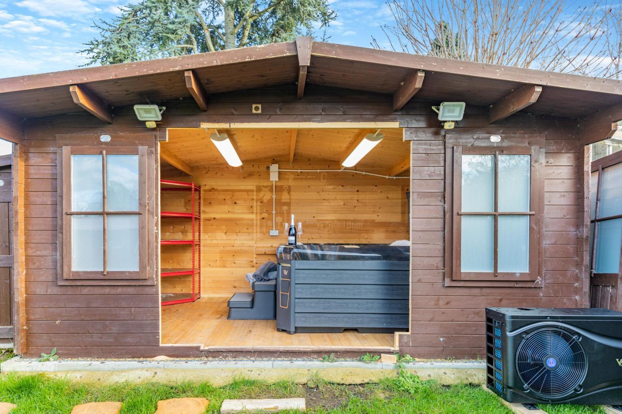 Holiday home Robinswood House - A Beautiful Family Near The Cotswold *