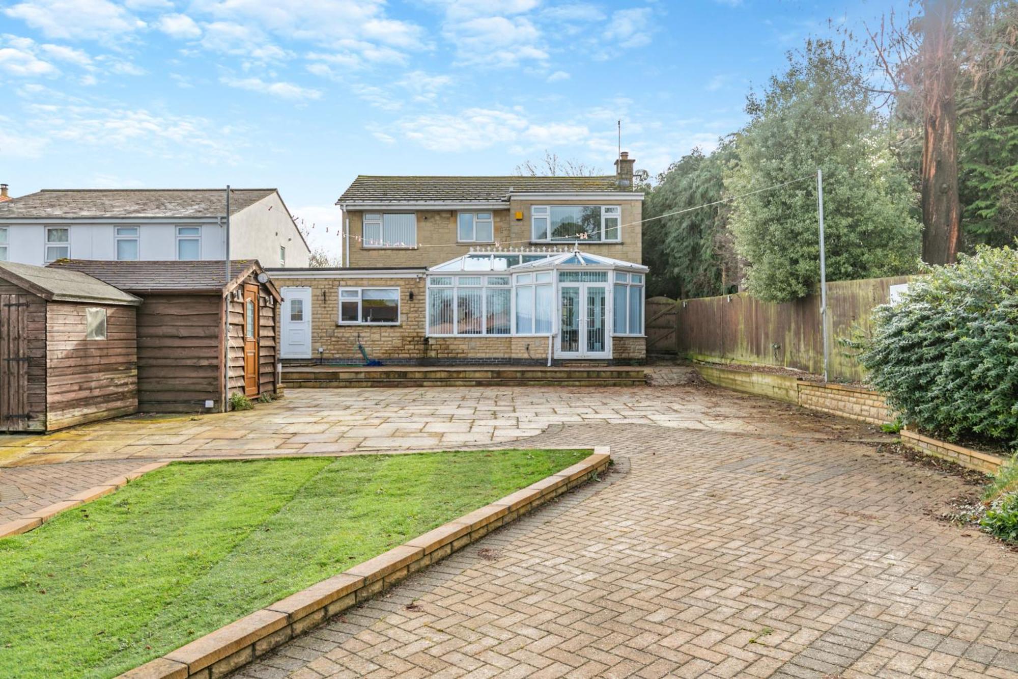Holiday home Robinswood House - A Beautiful Family Near The Cotswold Gloucester