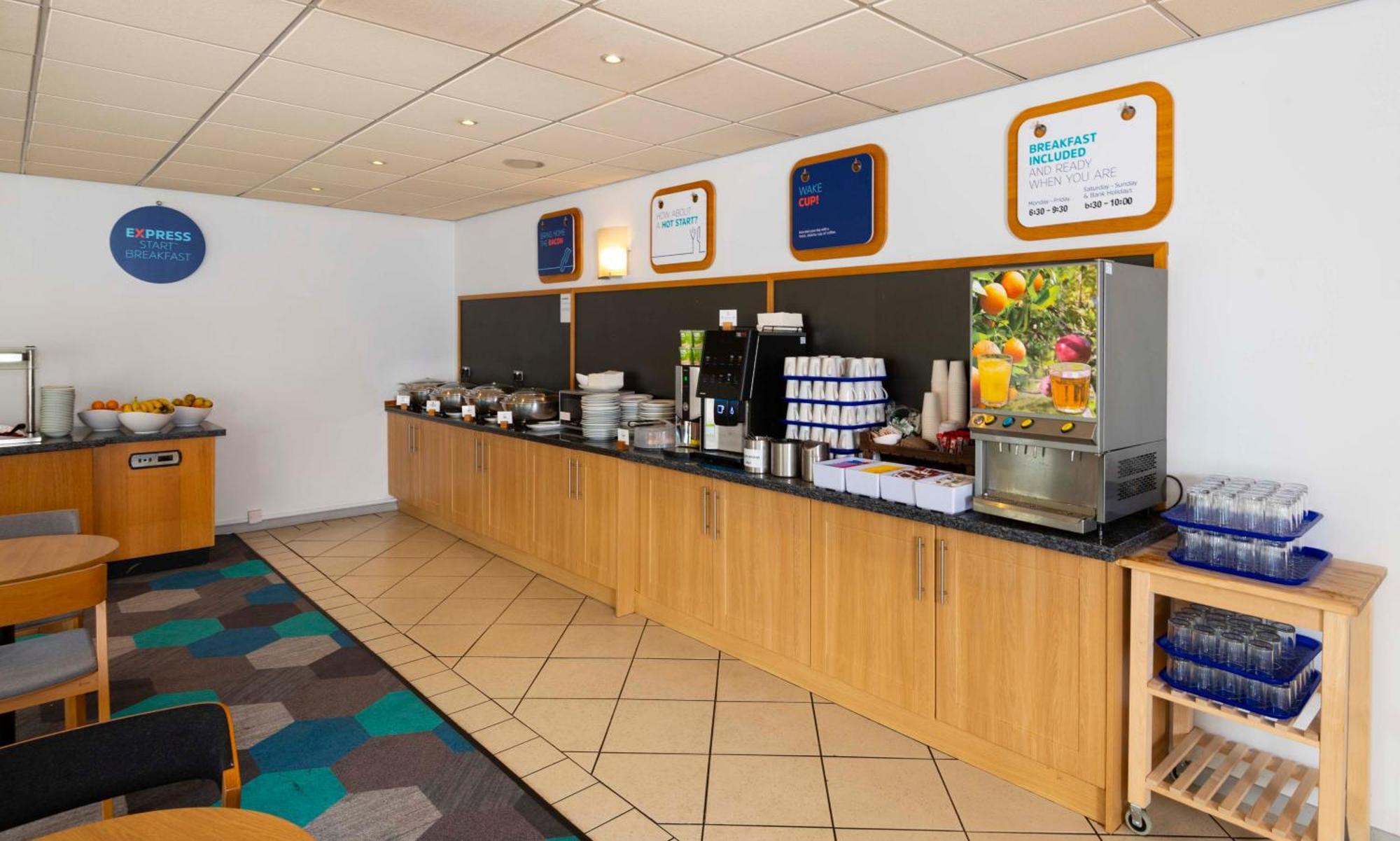 Hotel Express - South By Ihg 3*