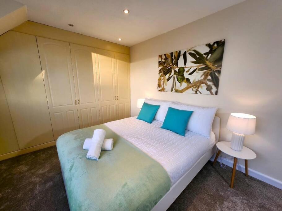 Nhà nghỉ Gilpin 4bedroom Wifi, Parking, Netflix, Garden *