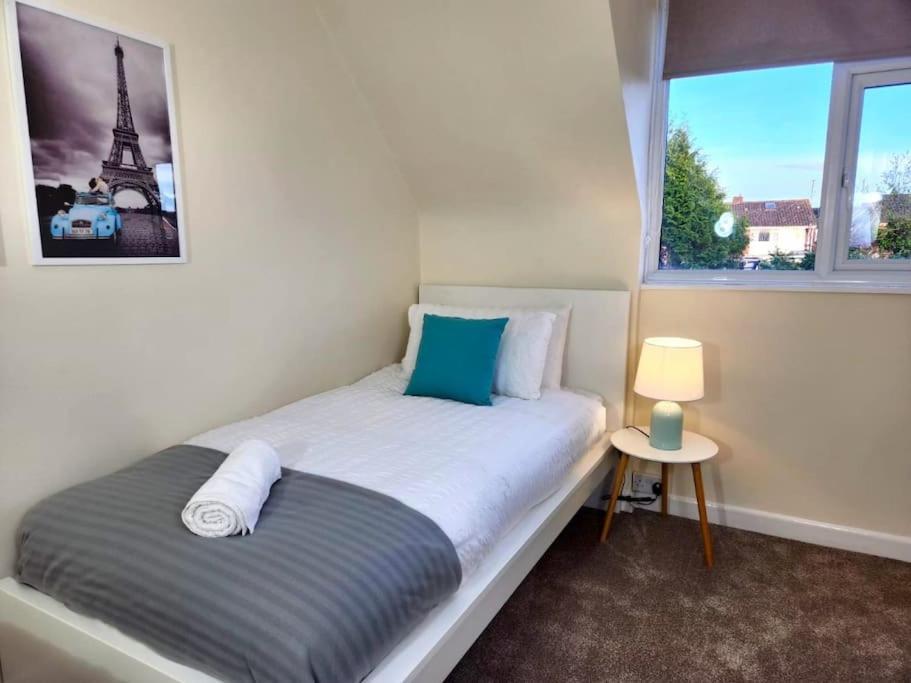 Gilpin 4bedroom Wifi, Parking, Netflix, Garden Gloucester