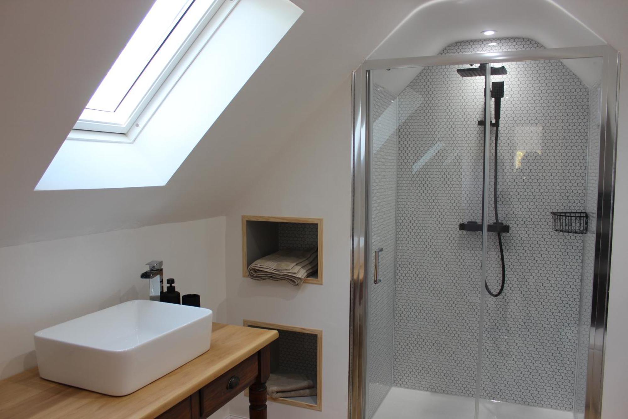 The Old Workshop - A Cosy Country Retreat * Gloucester