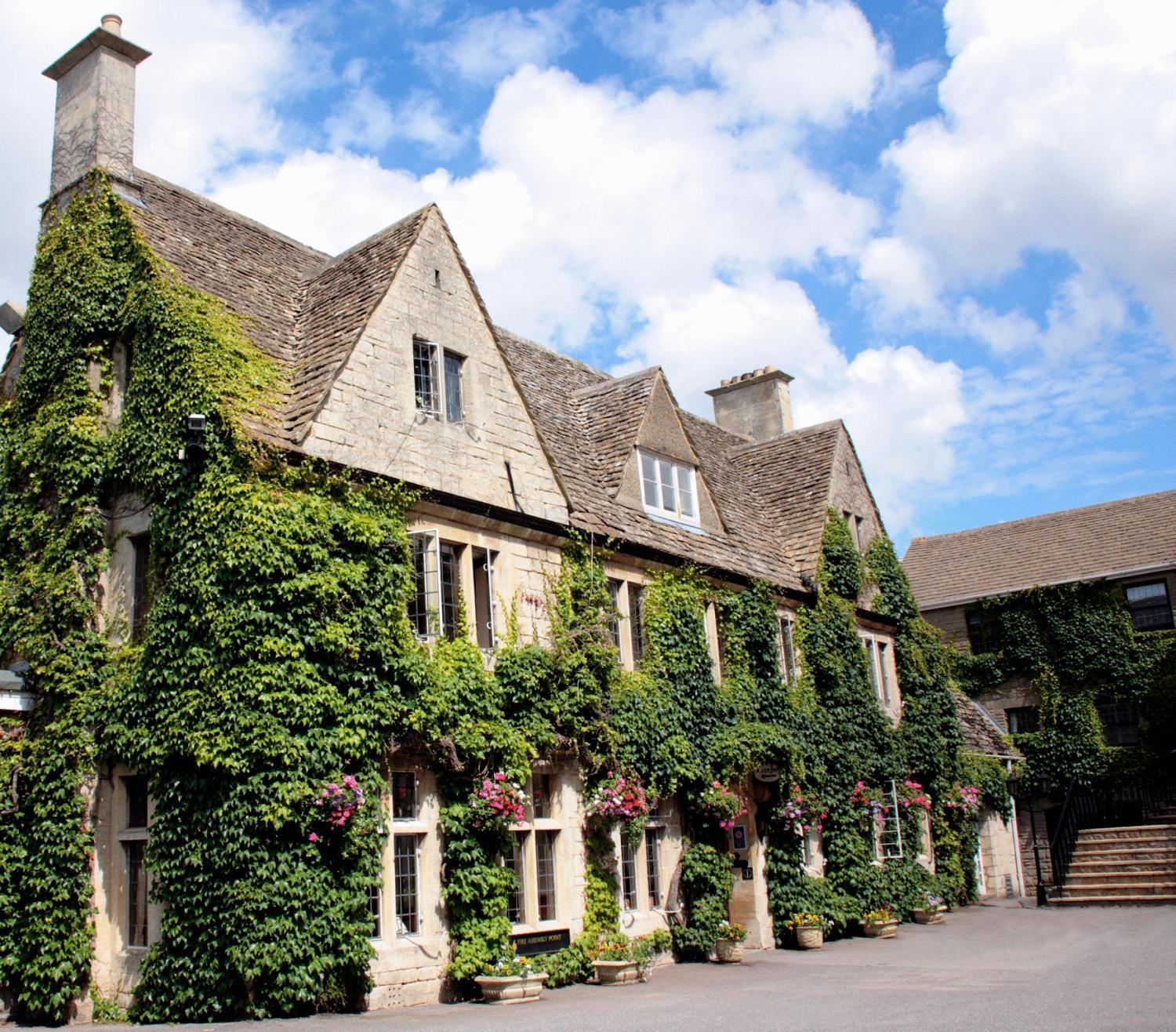 Hotel Hatton Court 4*