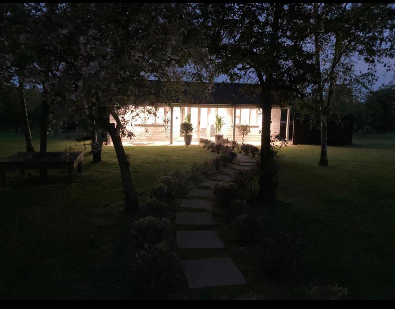 Holiday home Orchard Retreat - Rural - Private Hot Tub!