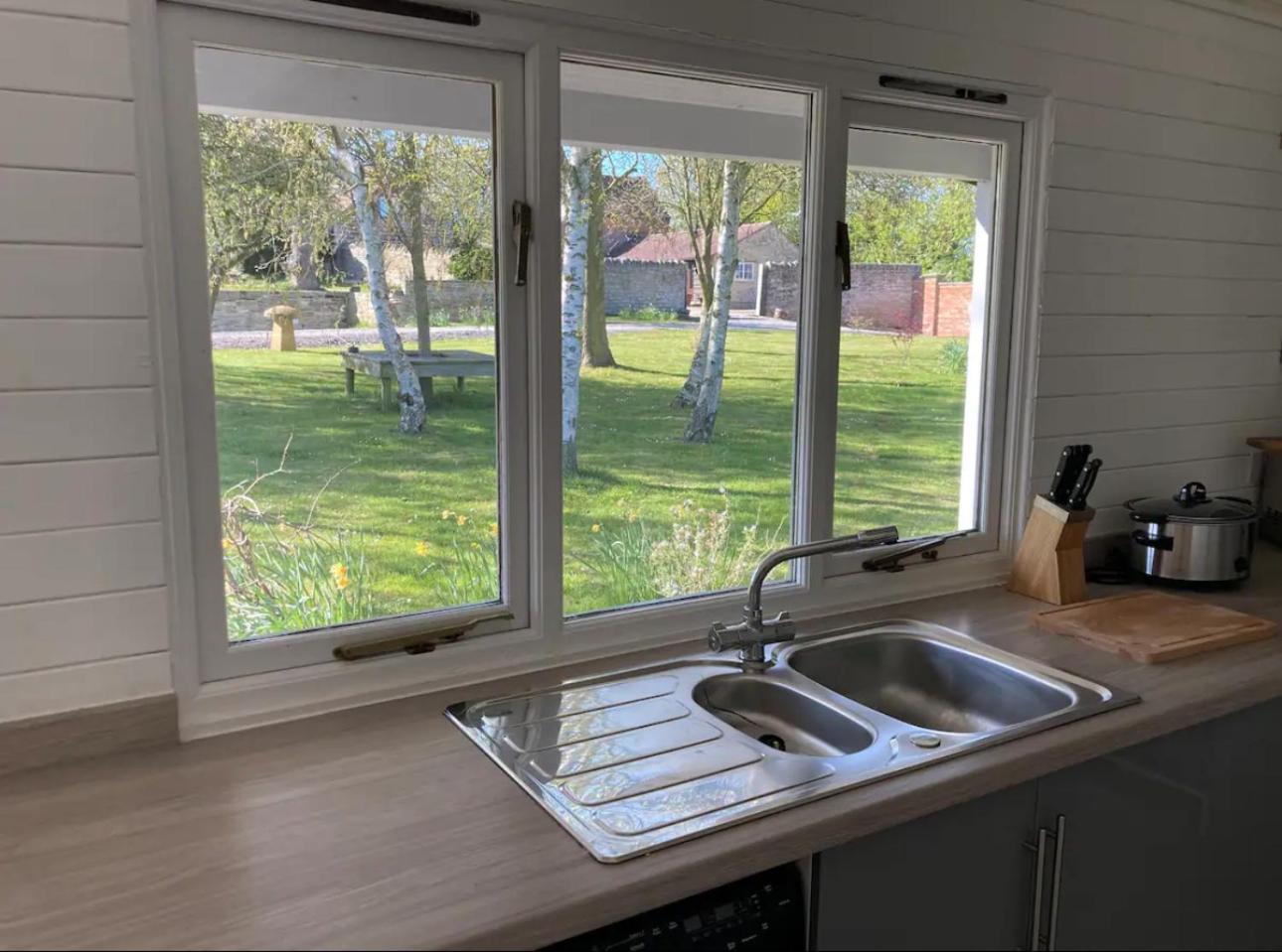 Orchard Retreat - Rural - Private Hot Tub! Holiday home *
