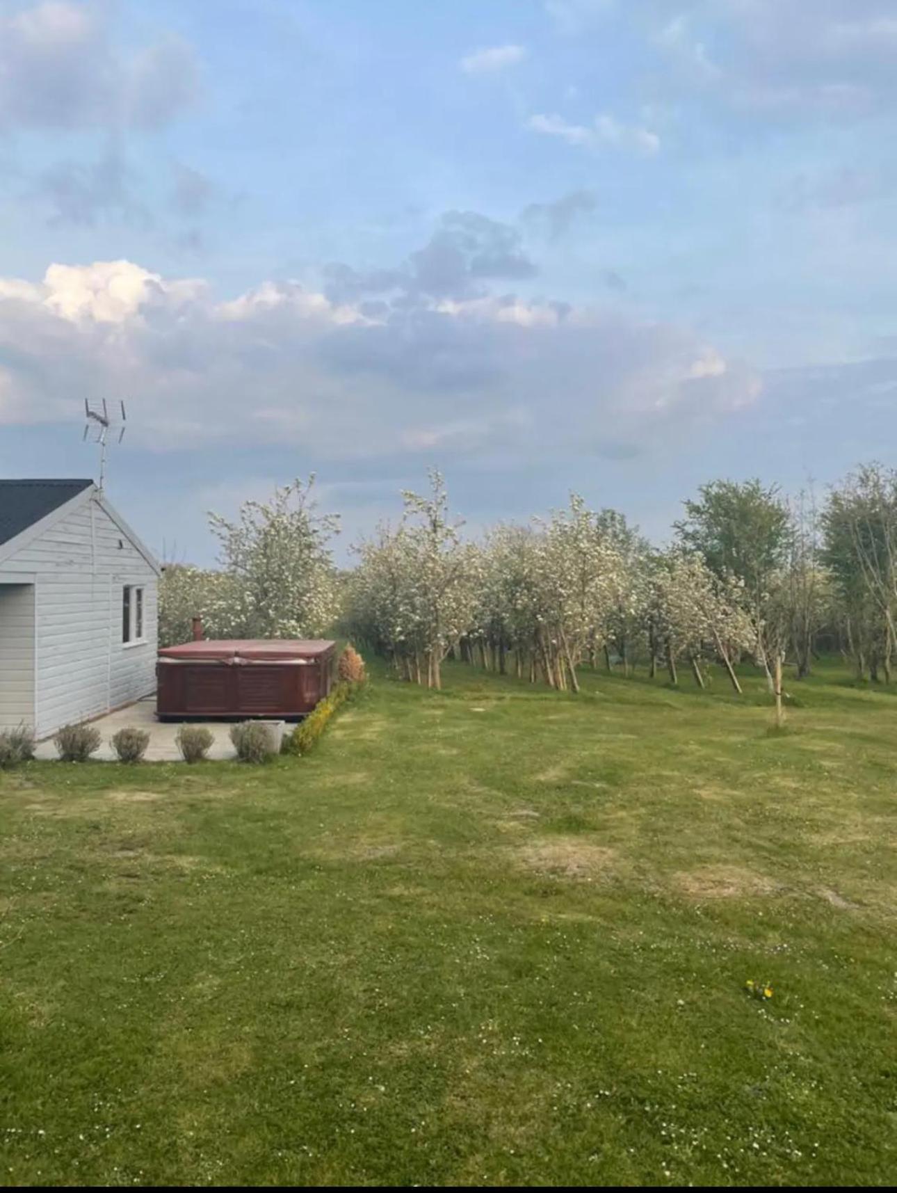 Orchard Retreat - Rural - Private Hot Tub! Gloucester