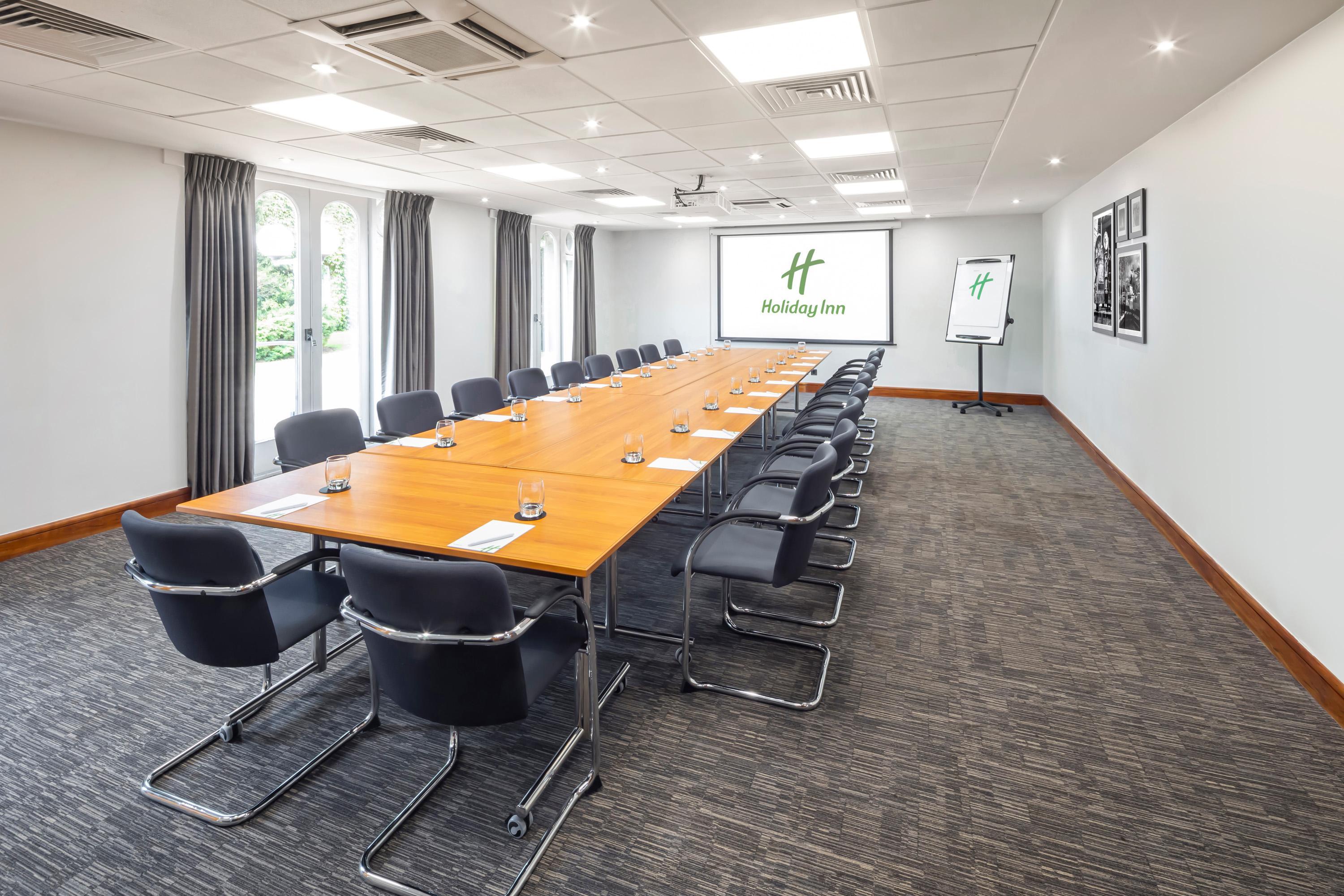 - Cheltenham By Ihg Hotel