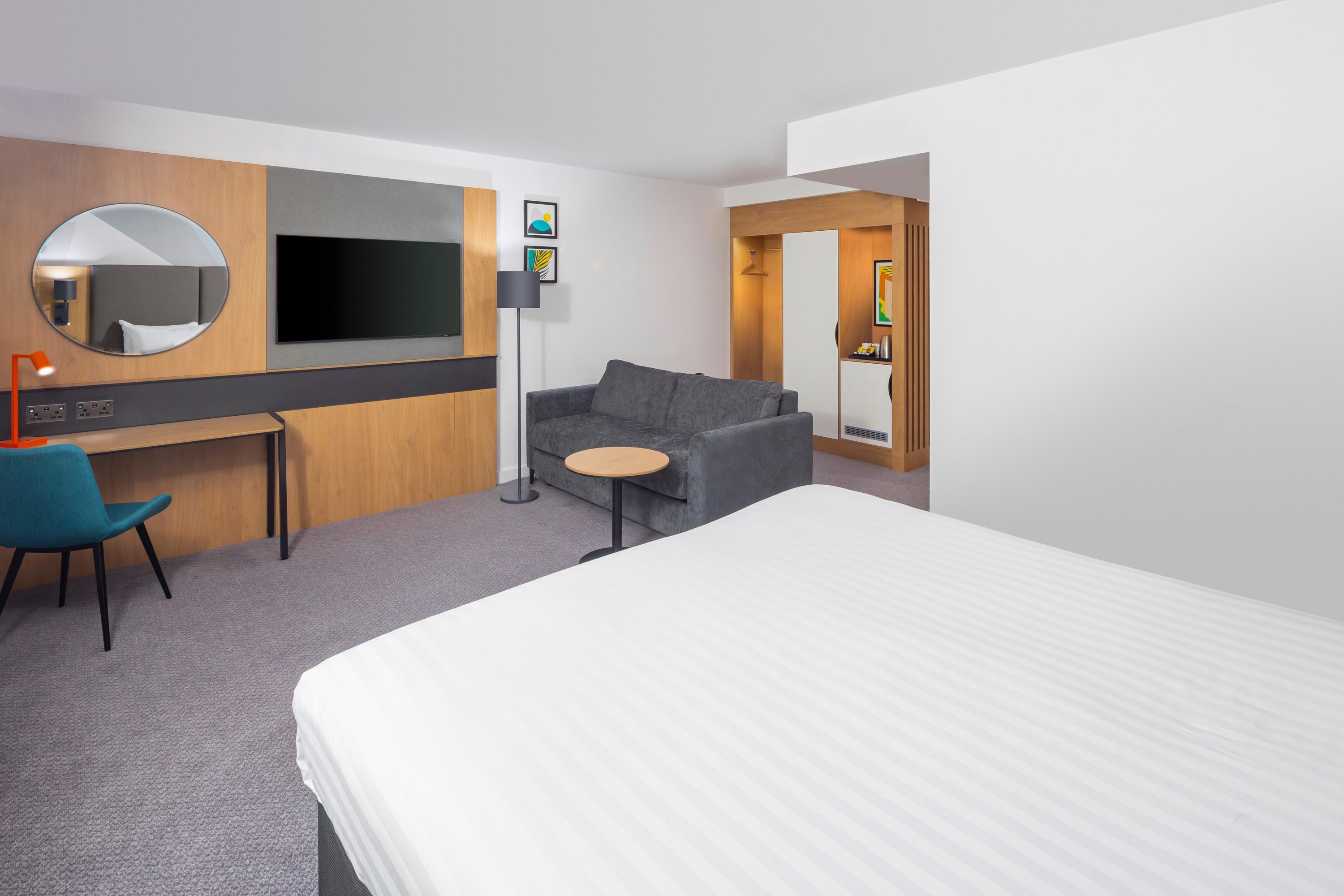 Hotel - Cheltenham By Ihg 4*