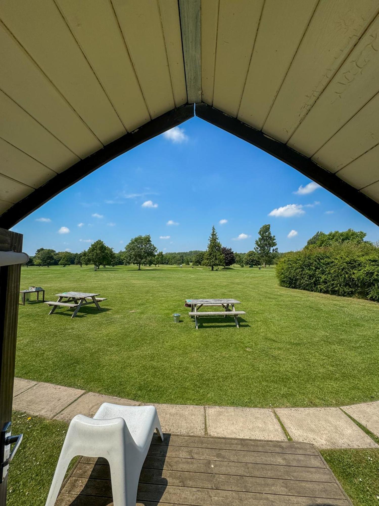 Rodway Hill Golf & Eco Pod Hotel 3*