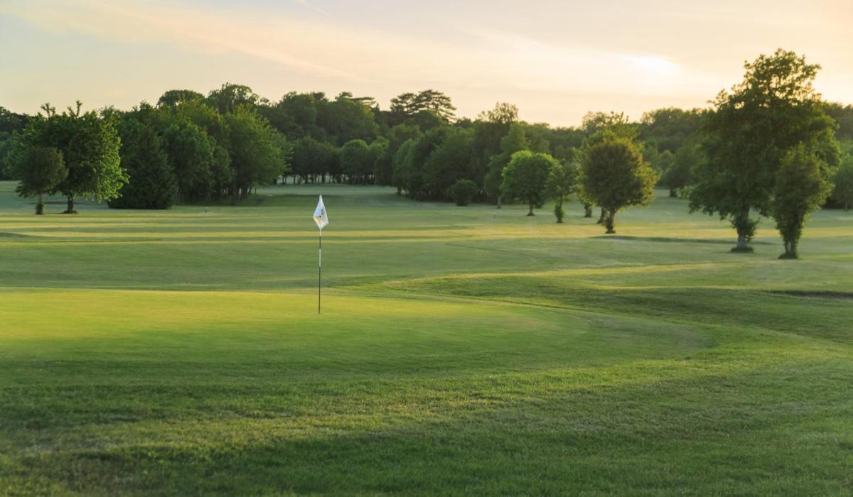 Hotel Rodway Hill Golf & Eco Pod 3*