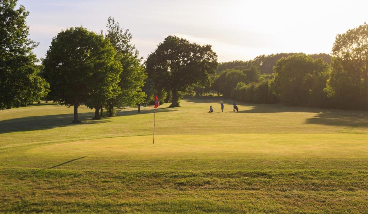 Rodway Hill Golf & Eco Pod Hotel 3*