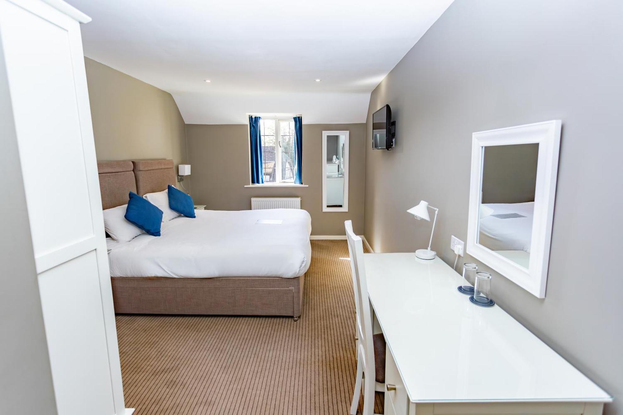 The Thatch Hotel