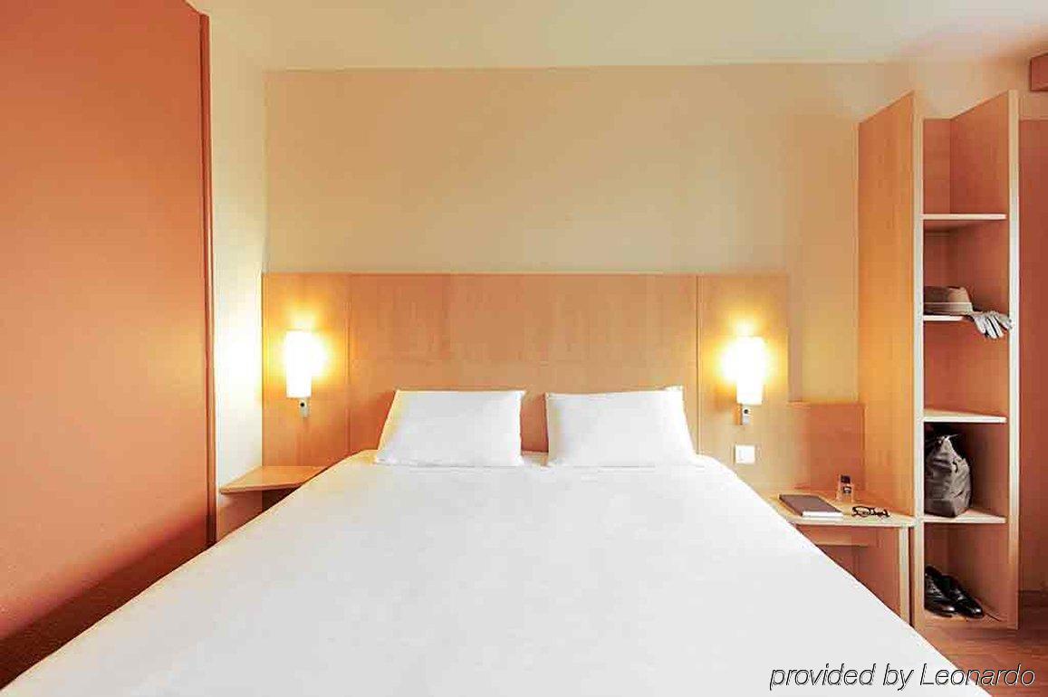 Ibis Hotel