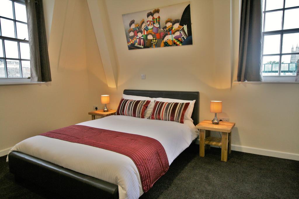 Central By Roomsbooked Hotel 3*