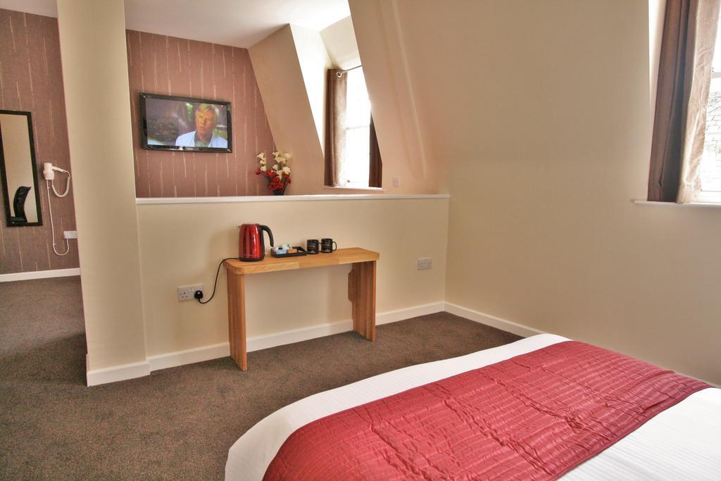 Hotel Central By Roomsbooked Gloucester