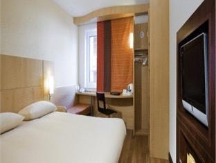 Ibis Hotel 3*