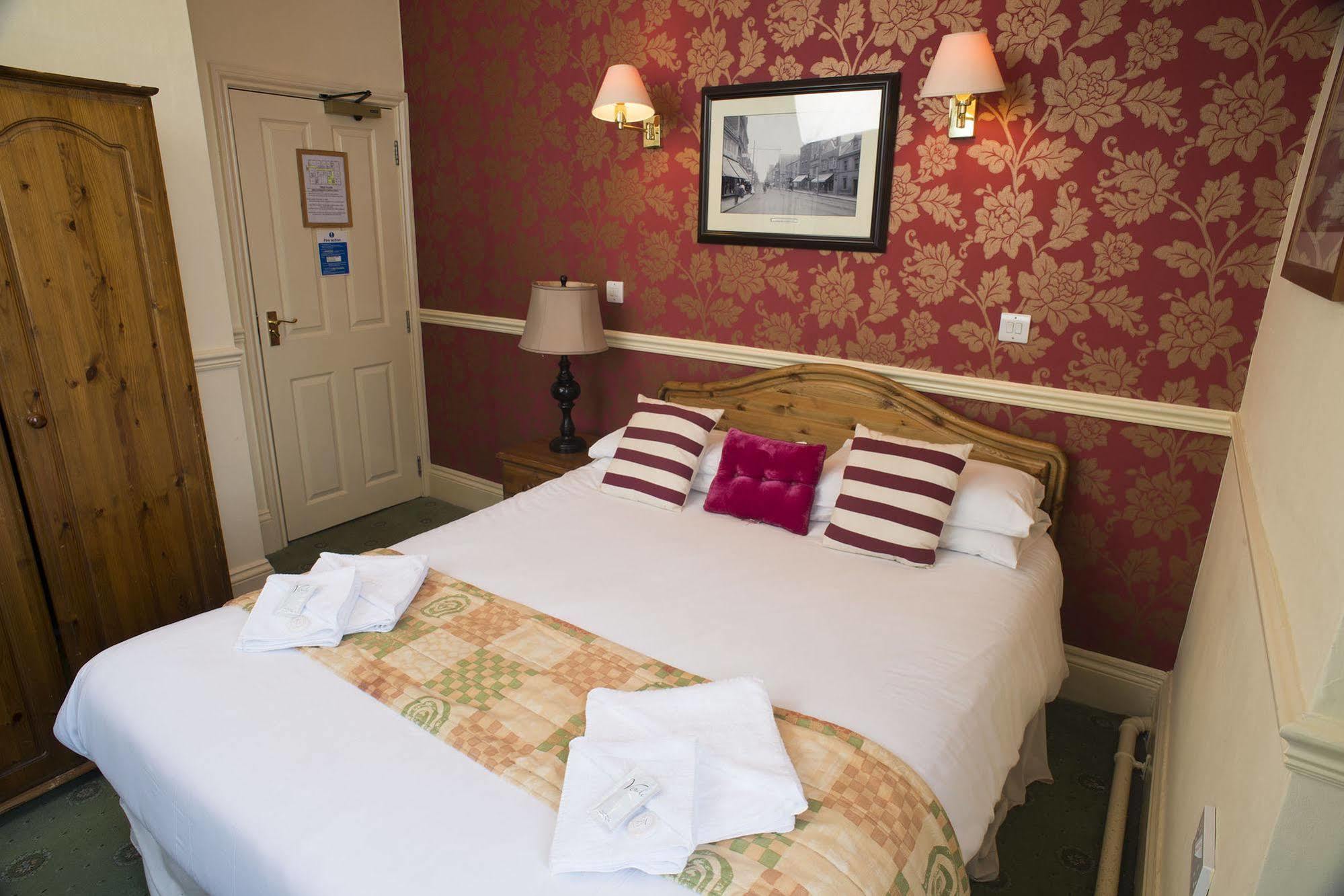 Inn Station Gloucester
