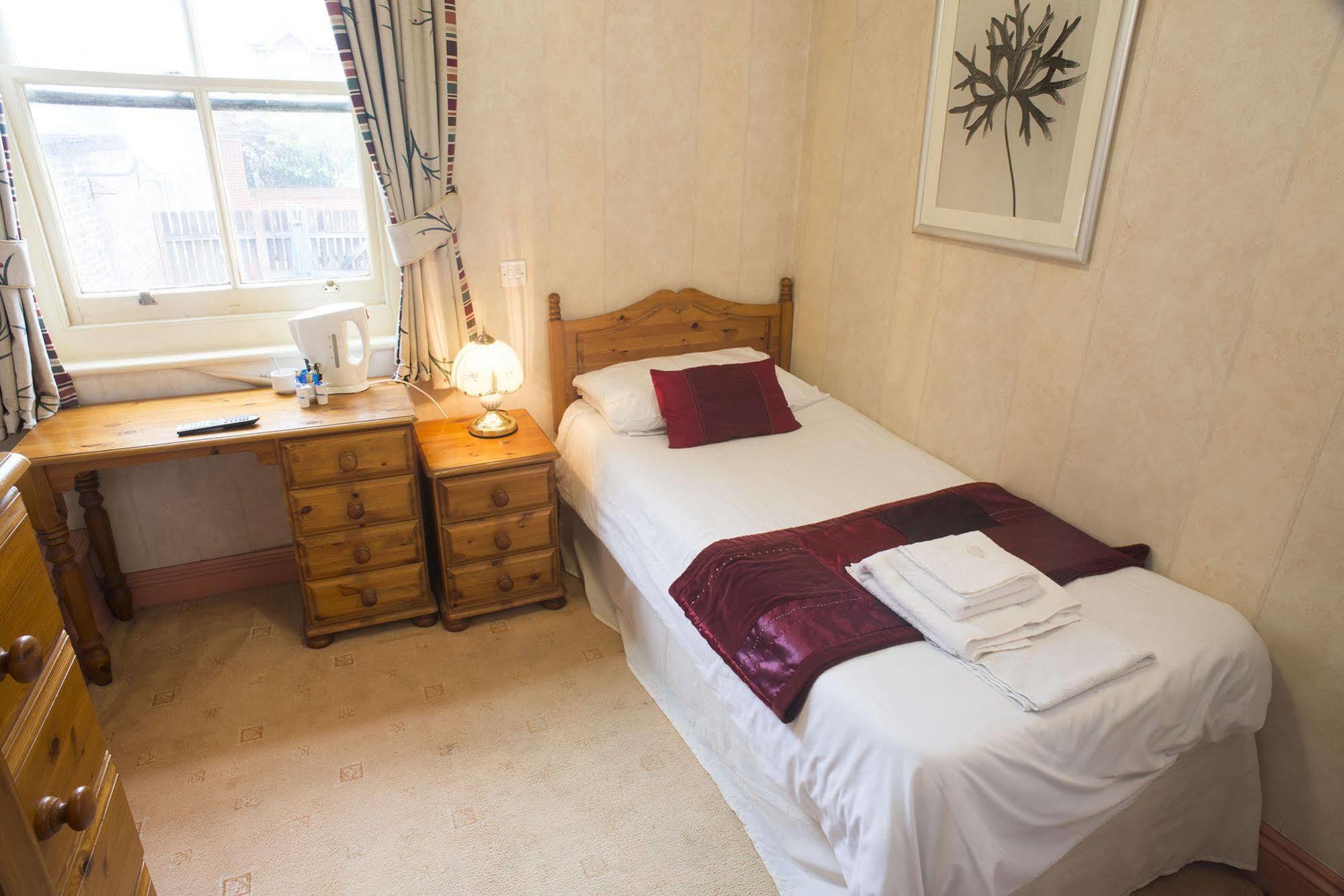 Inn Station Gloucester
