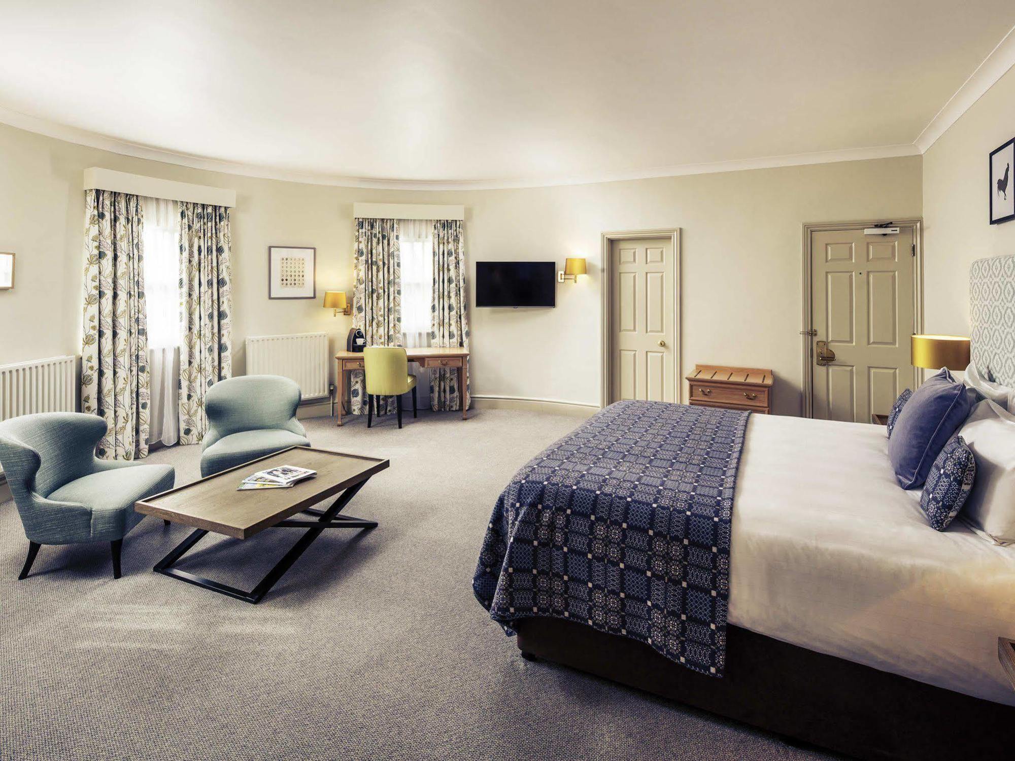 Mercure Bowden Hall 4* Gloucester