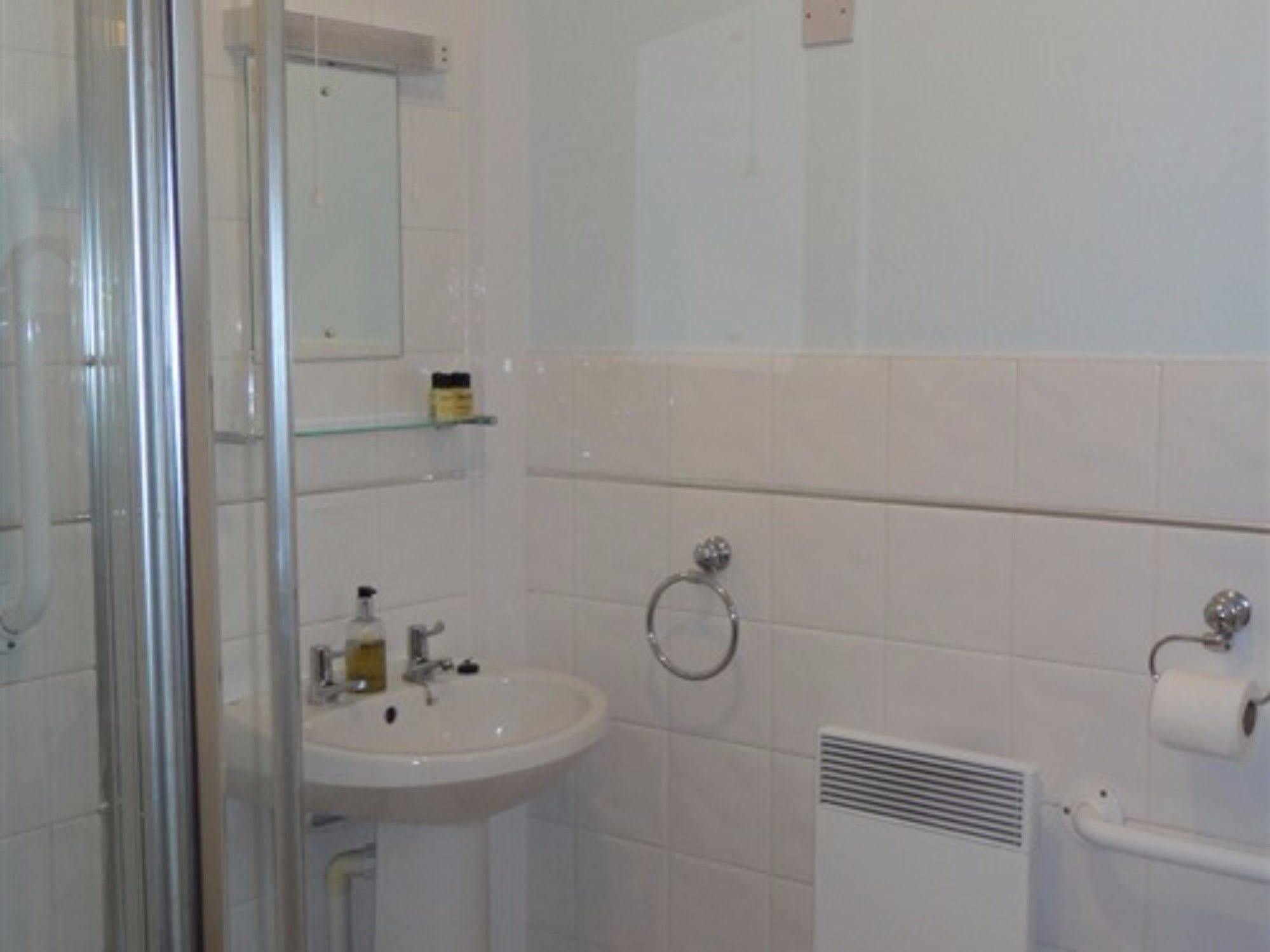 Brookthorpe Hotel Gloucester