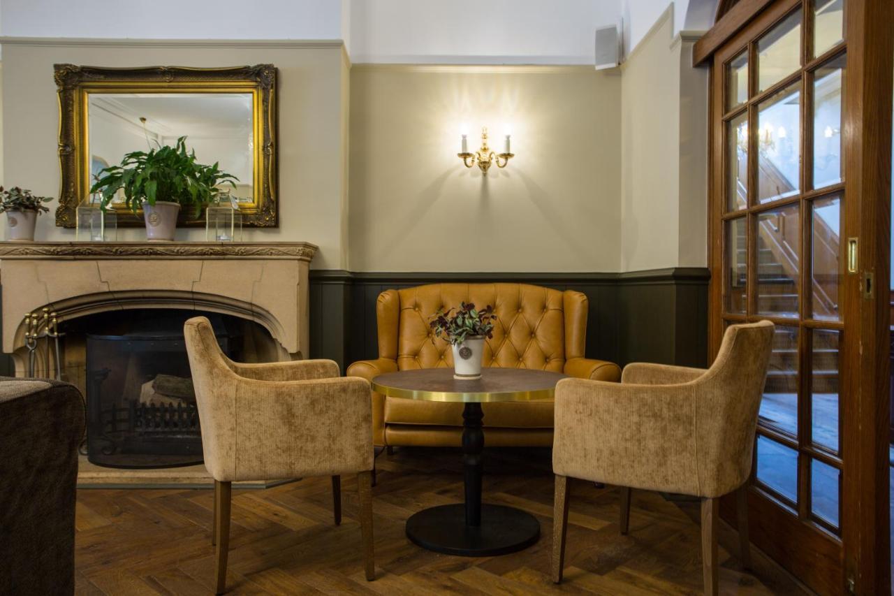 Hatton Court Hotel 4*