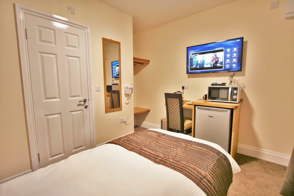 New County & Serviced By Roomsbooked Hotel 3*