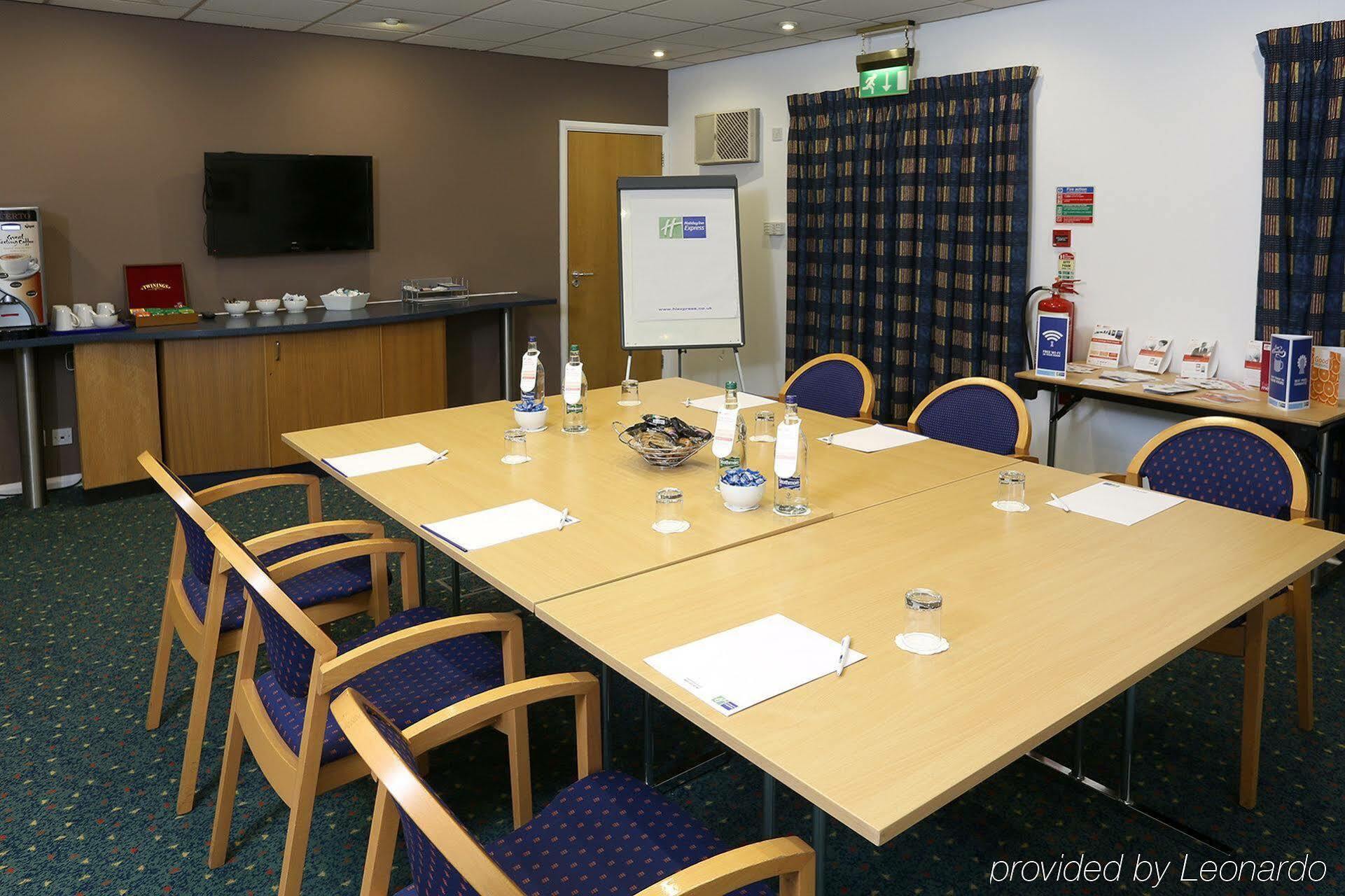 Hotel Express - South By Ihg