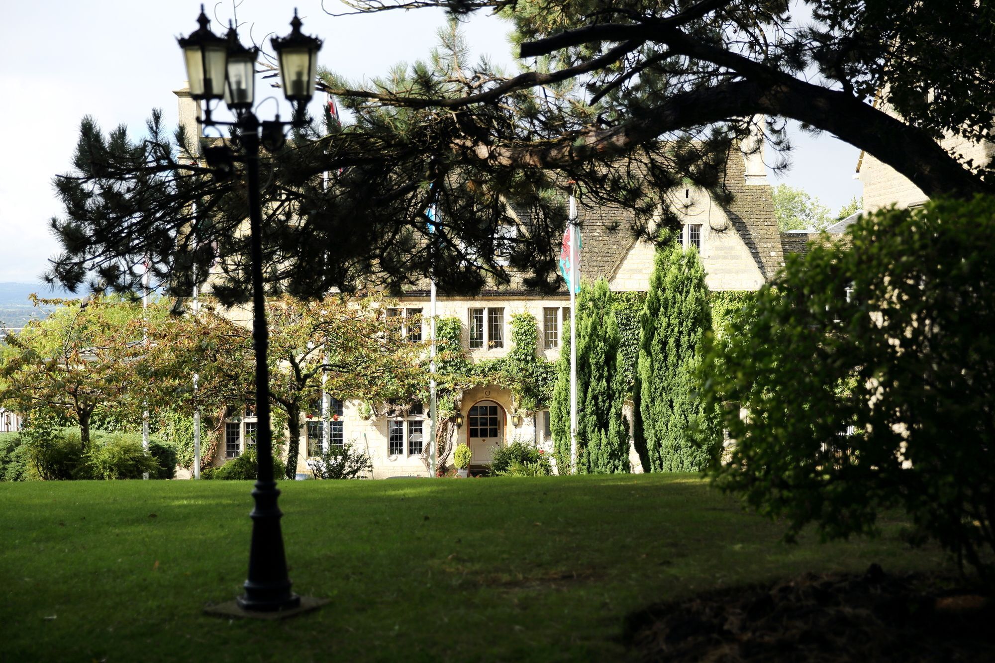 Hotel Hatton Court