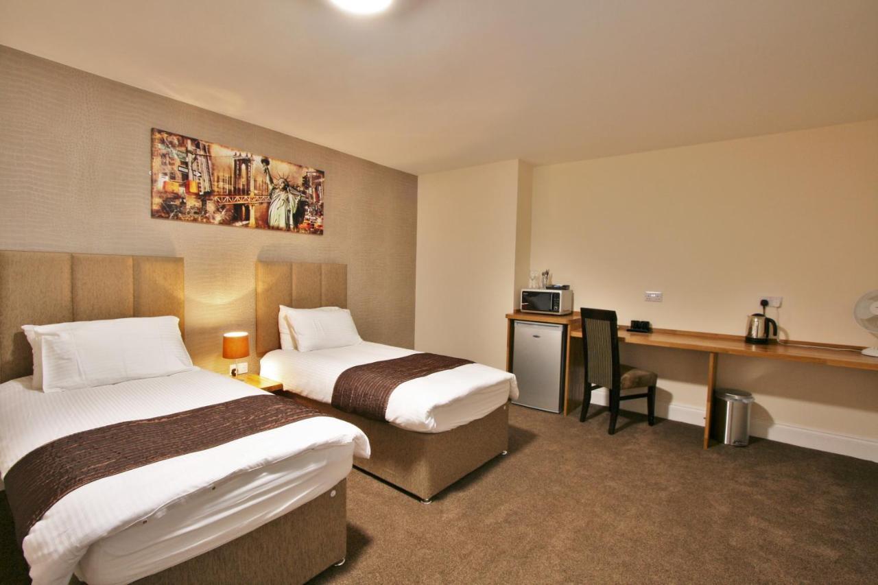 New County & Serviced By Roomsbooked 3*
