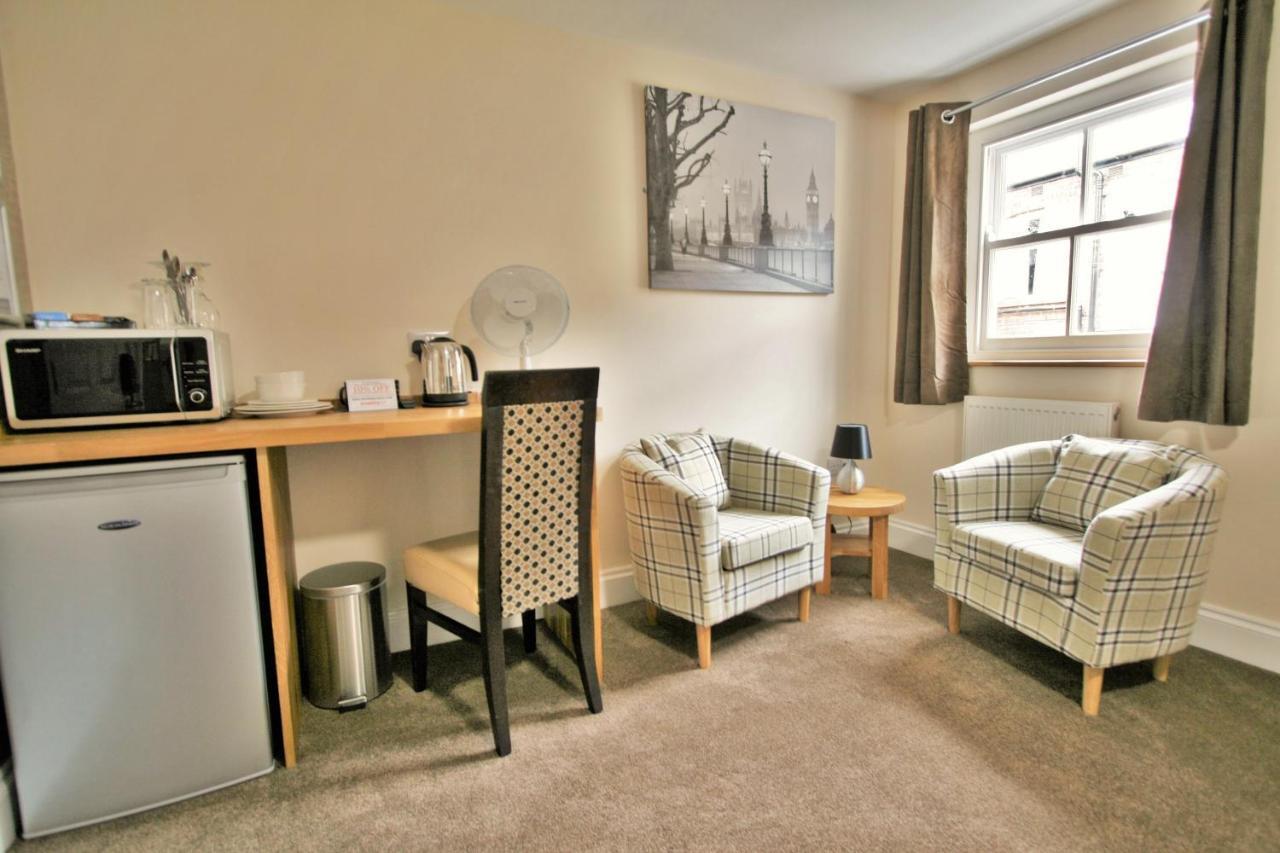 New County & Serviced By Roomsbooked Gloucester