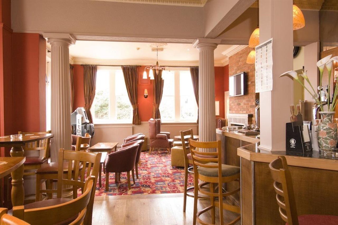 Inn Station Gloucester
